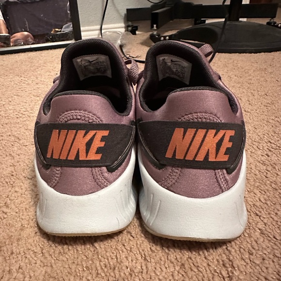 Nike Metcons `Purple Smoke’ - Picture 4 of 5